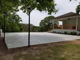 Hilltop Lakes Patio Theater